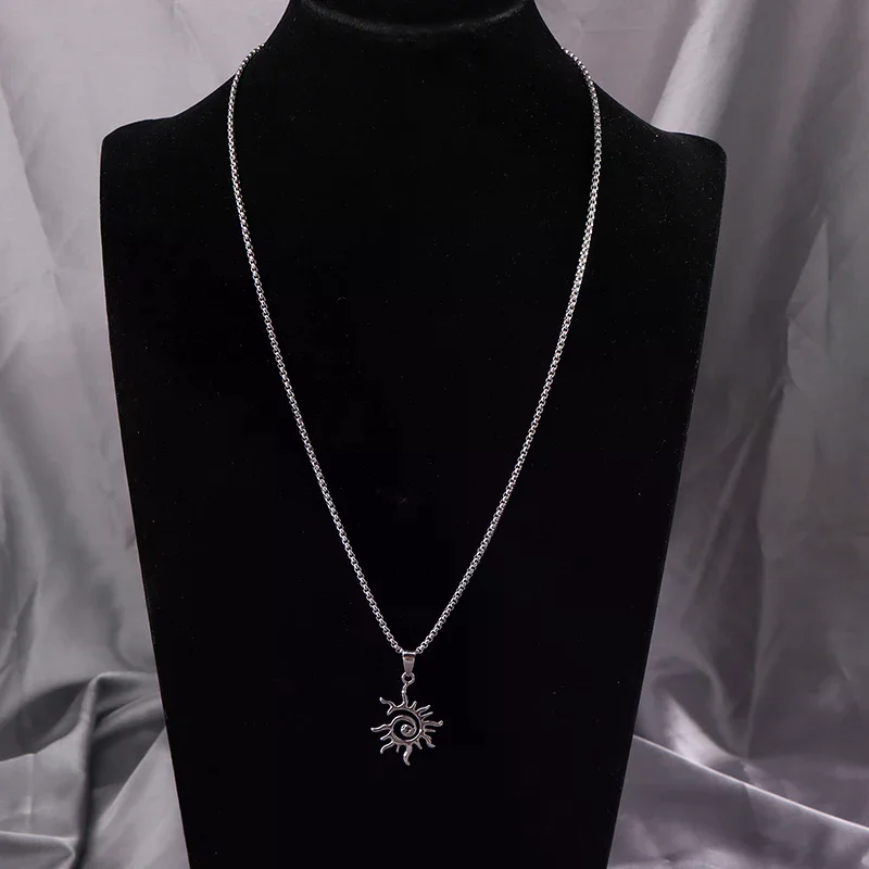 Fashion Creative Sun Flame Pendant Necklace Punk Hip Hop Retro Hipster Men's Hollowed Out Titanium Steel Necklace Jewelry