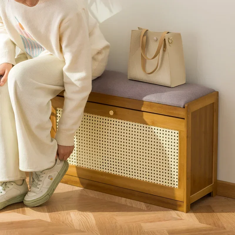 

Stable The household shoe cabinet at the door of the shoe change stool can be integrated into the stool, and the long stool