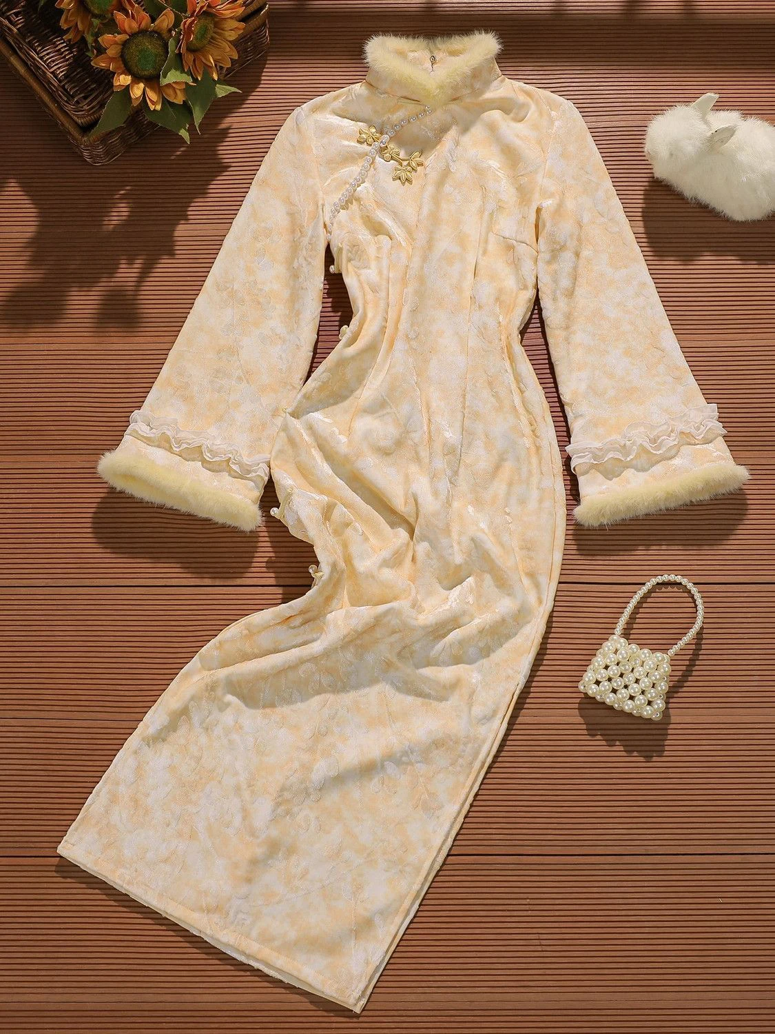 yellow-velvet-long-qipao-chinese-sle-daily-wear-winter-new-arrival-fce-lined-high-end-new-year's-robe-vintage-sle-slan