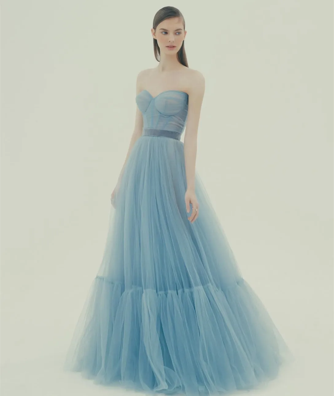 فساتين زفاف طويلة مخصصة على شكل قلب على شكل حرف A من التل فساتين سهرة بطول الأرض للنساء #1