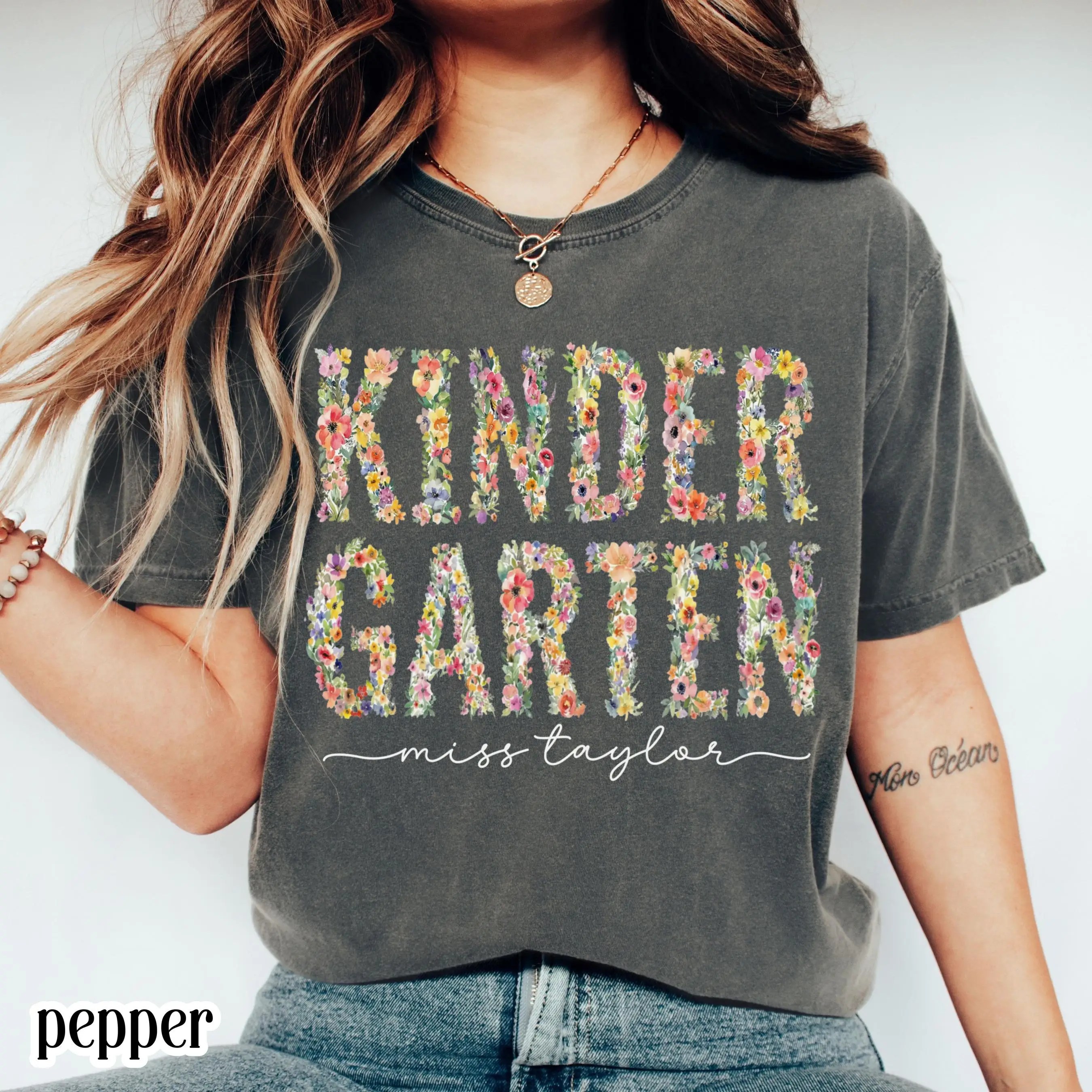 Kindergarten Teacher Shirt First Day Kinder Matching Group T-Shirt Floral Spring Flowers Educator Back to School