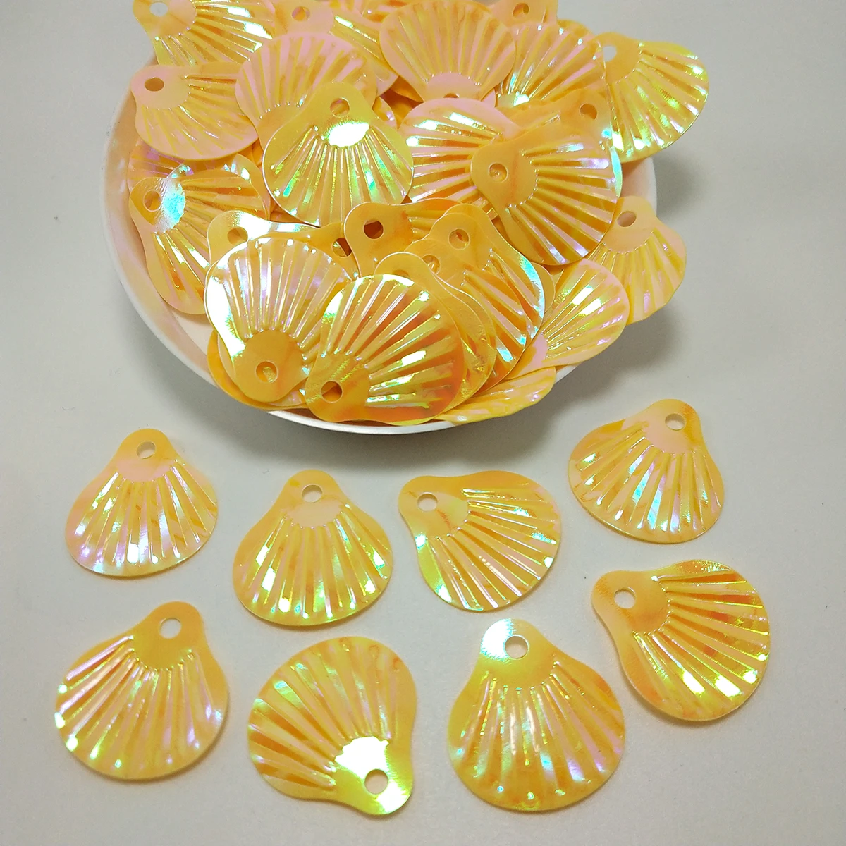 50g Lot 24mm Big Shell Shaped Loose PVC Sequins AB Colors with 1 Big Hole for DIY Sewing Clothing Earring Accessories