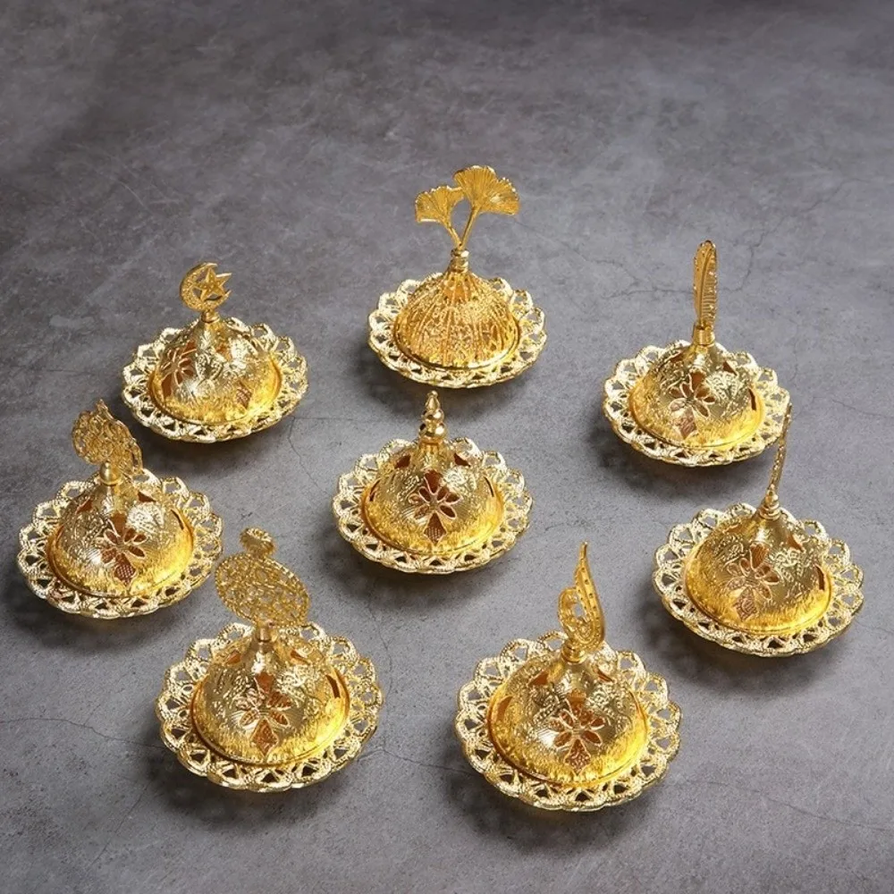 Quemador de Incienso Decorativo de Aleación Metálica, Mini Incensario Retro Dorado con Patrón de Estrella y Luna, Quemador de Incienso Hueco para Oficina