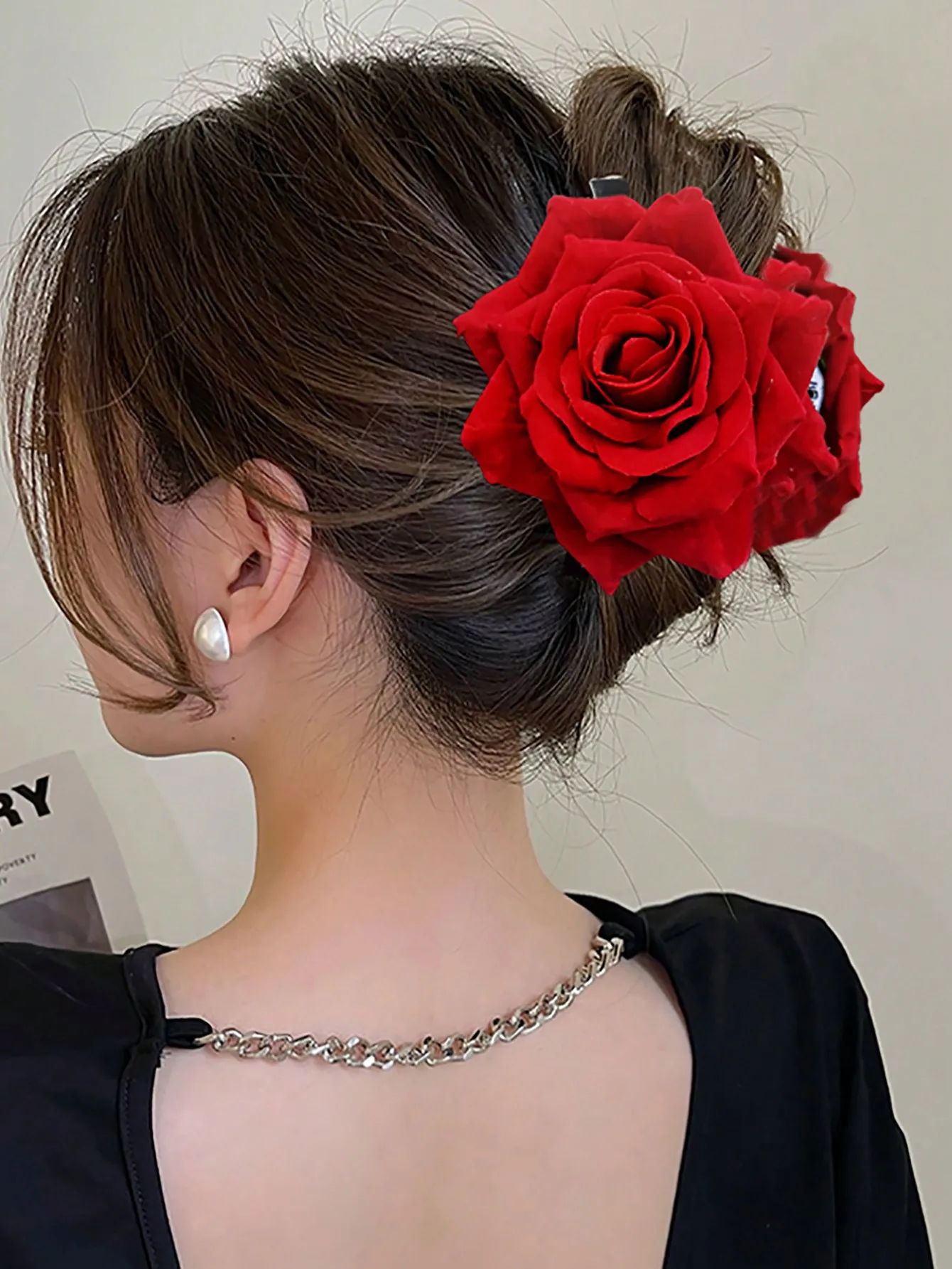 Flower Rhinestone Hair Claw Clip Elegant Bun Maker Fashion Hair Clutch Summer Beach Vacation Hair Accessories for Women