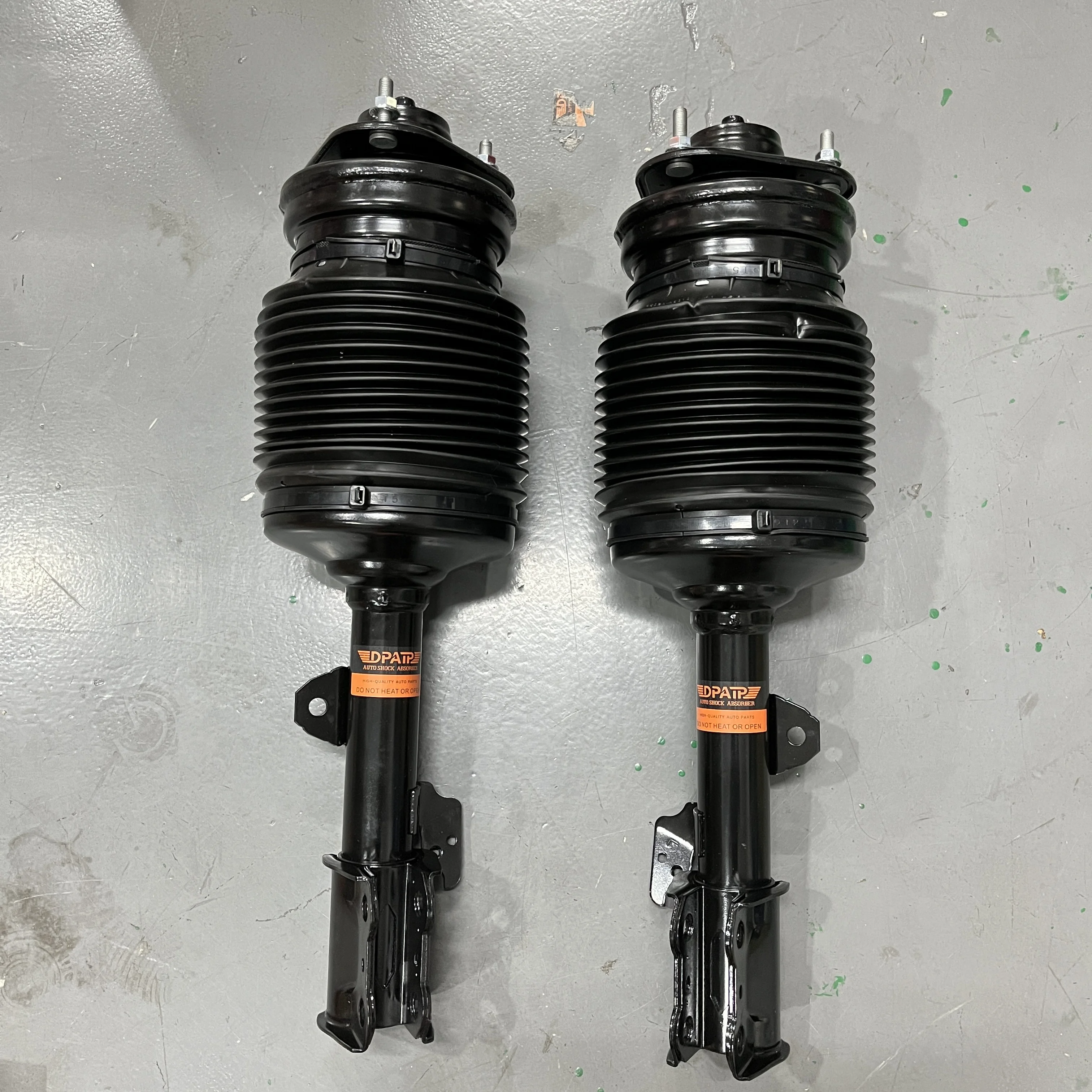 4801048075 Air Suspension Shock Absorber Fit for RX450 2009-2015 Front Suspension Strut 4801048074 4801048073