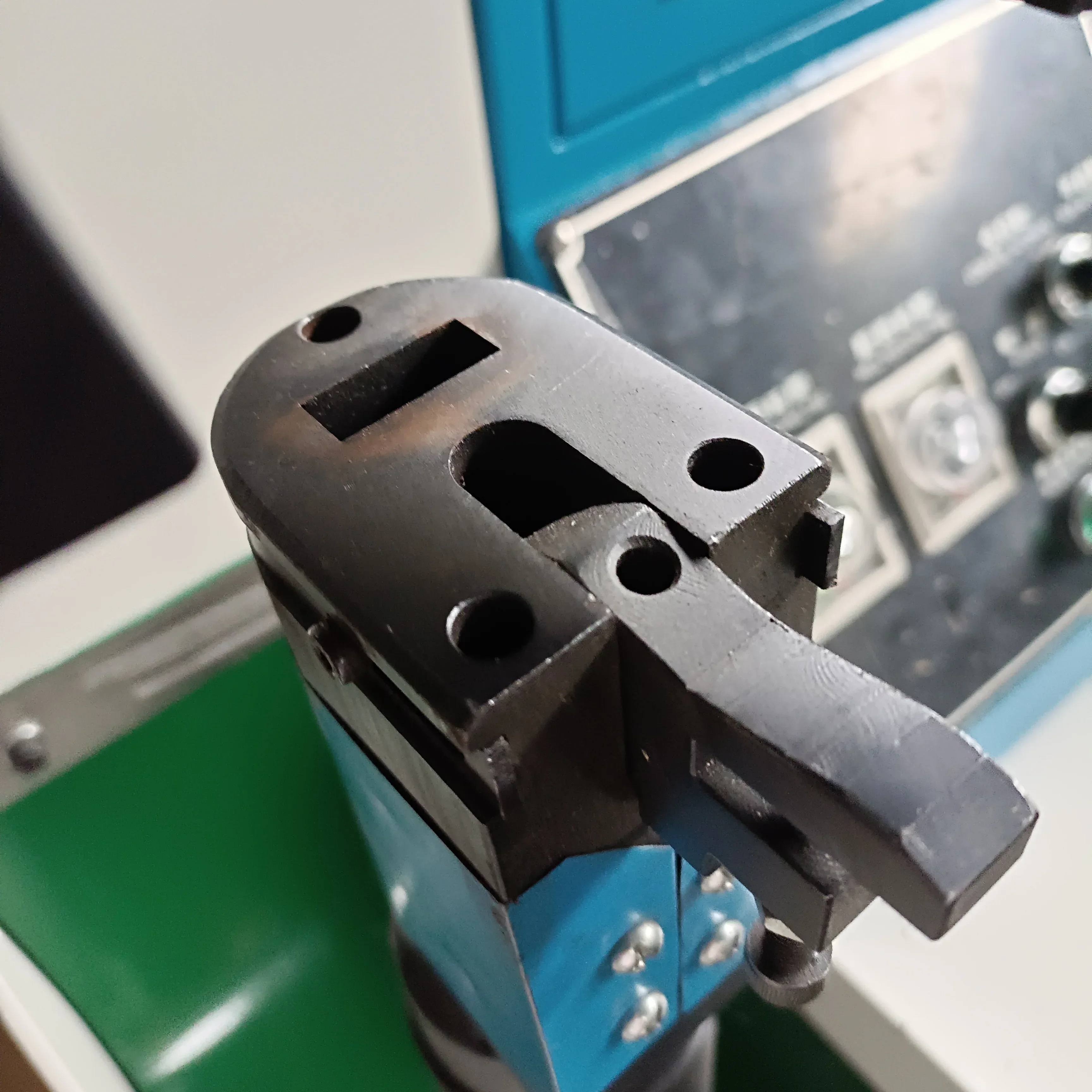 Hydraulic Semi-Auto Shoe Heel Nailing Machine Heel Nailing Shaping Machine