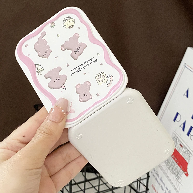กระจกแต่งหน้าแบบฝาพับพับรูปการ์ตูนหมีน่ารักพร้อมหวีพกพาสำหรับผู้หญิงหญิงสาวกระจกมือถือ