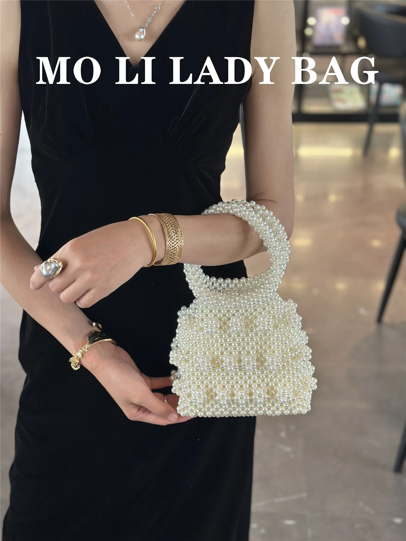 

Handmade Pearl Bag Hollow out Fairy Tale Basket Evening Bag Women's Underarm Handbag Trapezoidal Shape Zipper Closure