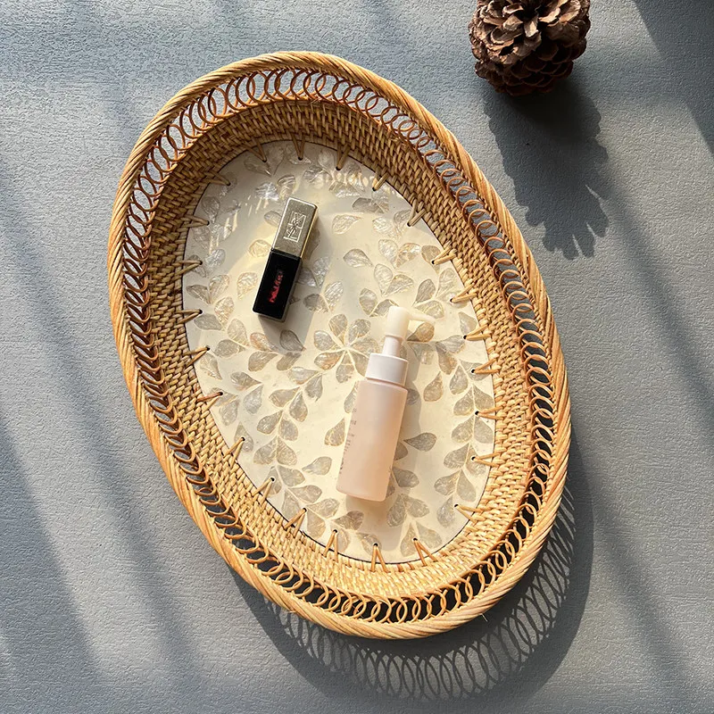 Handwoven Shell-shaped Rattan Tray, Decorative Serving Bowl for Fruits Snacks, Coffee Table Storage Basket, Boho Home Decor