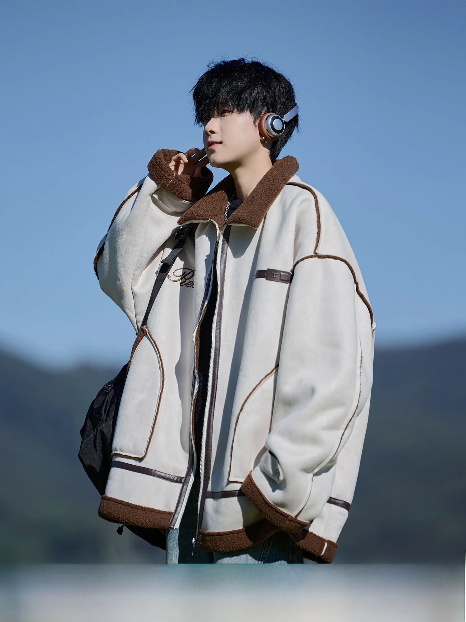 

Men's Thickened Winter Cotton Jacket Casual Suede Leather Fur Integrated Warm Coat Zipper Closure Long Sleeve Cleanfit Style