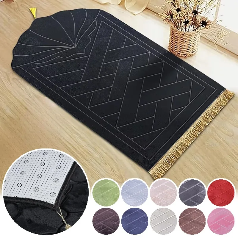 

2025 Premium Flannel Prayer Mat with Tassel Thickened Foldable Embossed Shell Design for Home Mosque Travel Portable Eid Gift