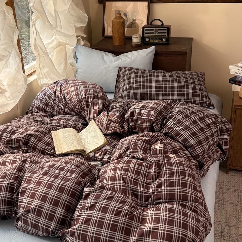 

2026 New Mixed and Matched Checkered Series Four-piece Duvet Cover Skin-friendly and Breathable Bedding Set