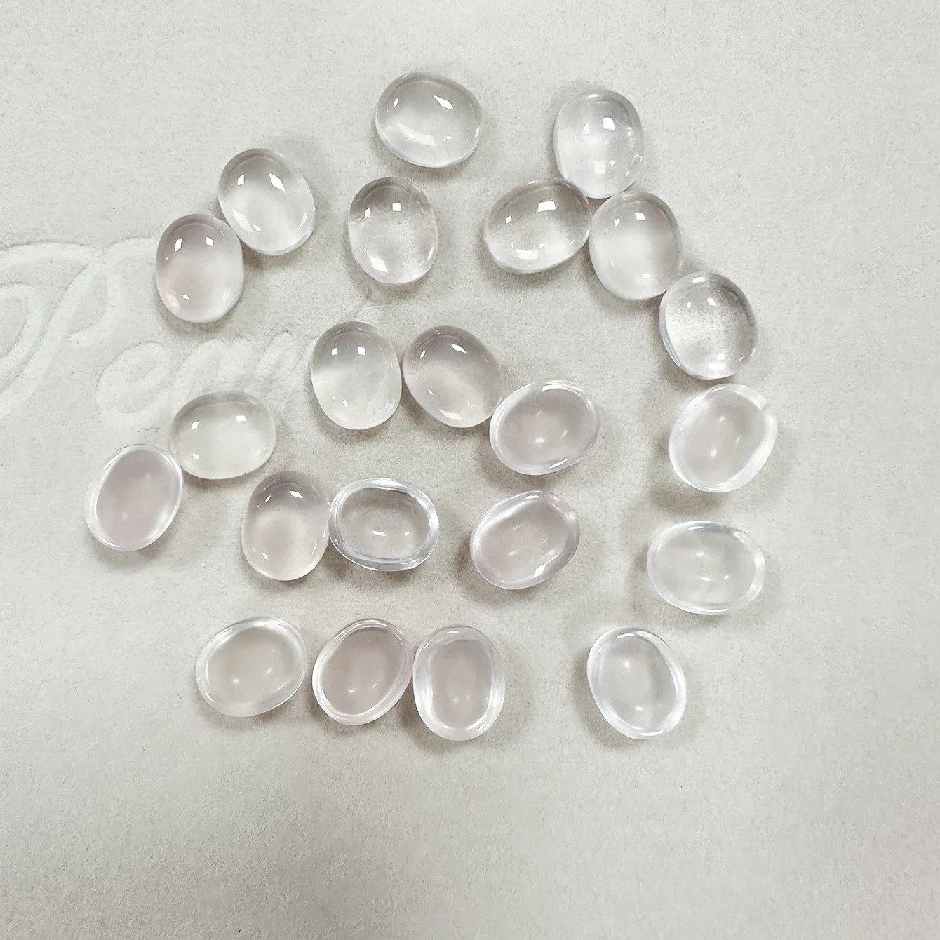 Factory Wholesale Translucent Natural Pink Quartz Engergy Emotional Healing Stone For Ring Earring Pendants Jewelry Making