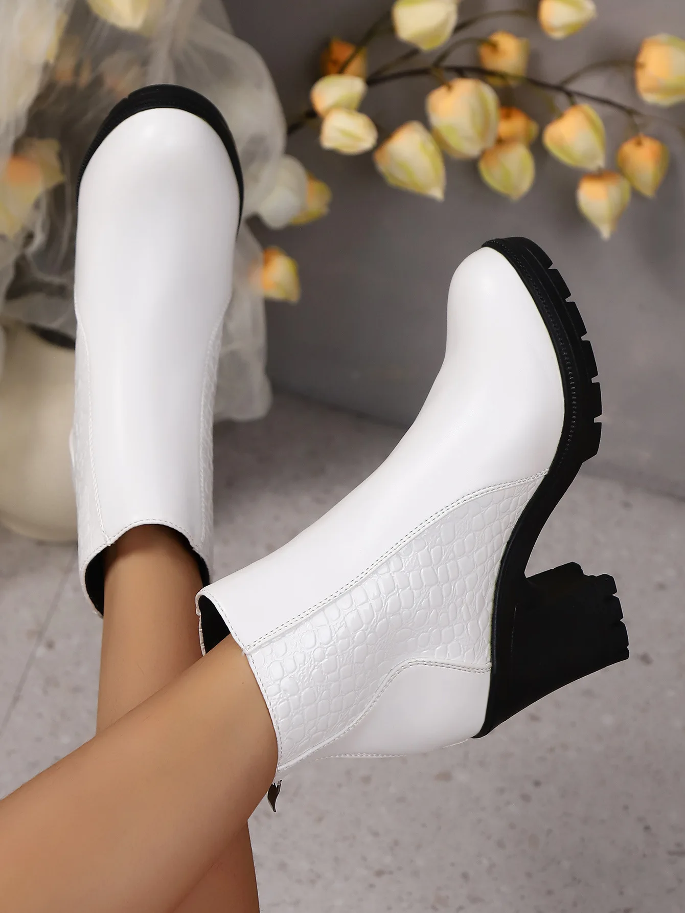 Neue Stiefeletten für Damen, 2025, Herbst, dicker Absatz, kurze Stiefel mit hohen Absätzen und Reißverschluss-Spleißen, modische kurze Stiefel in Übergröße – Detail 8
