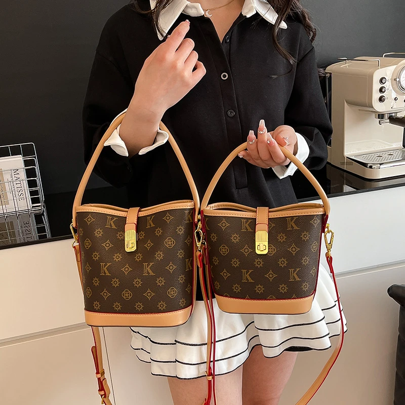 

Trendy Solid Color Shopper Bag Minimalist Vintage Leather Crossbody With Paris Designer Letter Logo