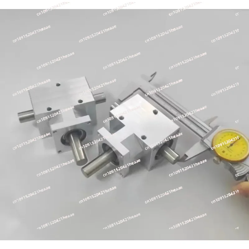 Suitable for 12mm codirectional double output shaft 90 degree differential gearbox Angle gear 1:1 helical bevel gear shaft