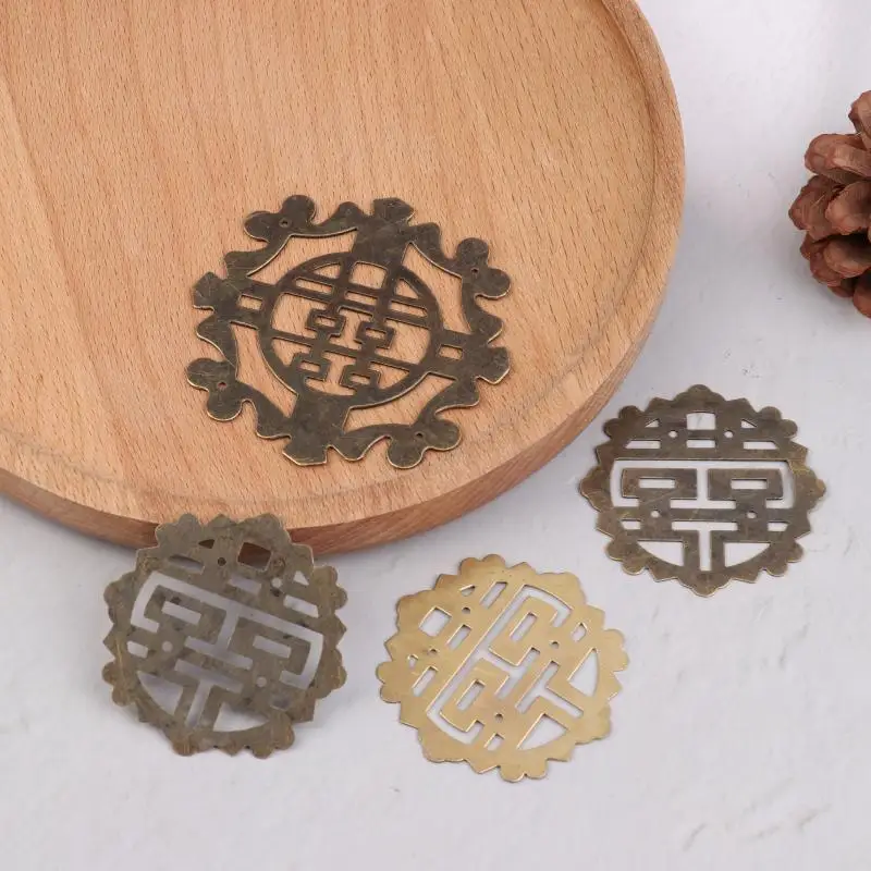 4Pcs Chinese Antique Bronze Decorative Corner Wooden Box Iron Box Protectors Crafts Furniture Hardware Corner Cover