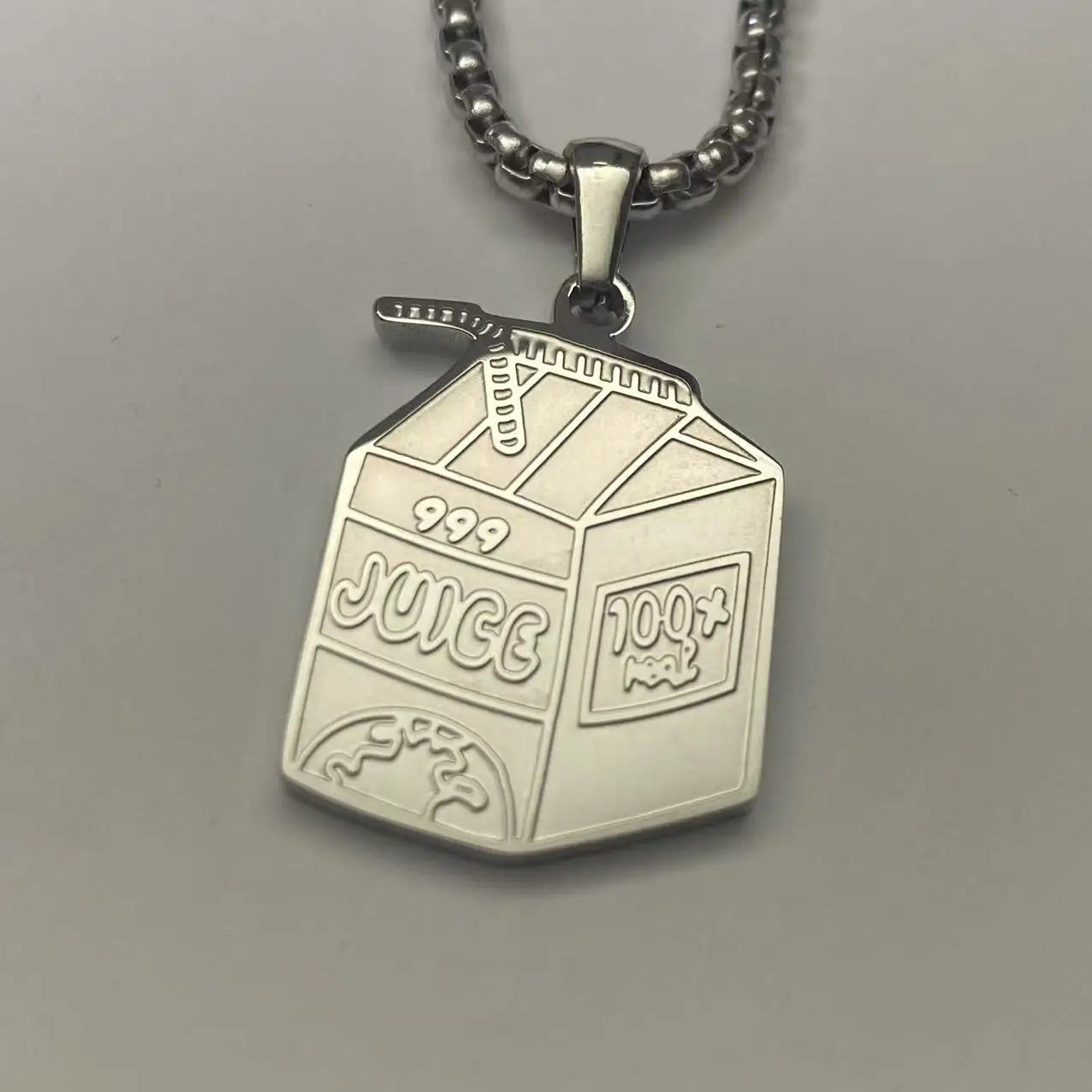 Hip Hop Pendant Necklace Singer Rapper Letter Name Chain Necklace Fans Memorial Jewelry Gifts for Men Women Accessories