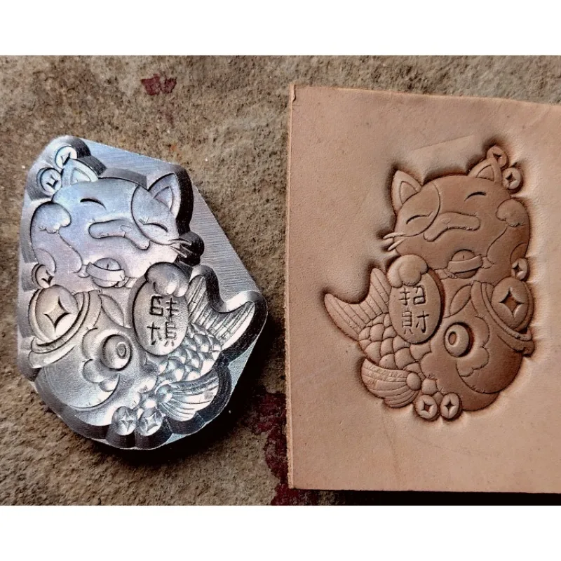 3D Metal Lucky Cat Design Leather Embossing Stamp Tool,Aluminum Alloy Leather Carving Pressing Shaping Stamper Craft Mold