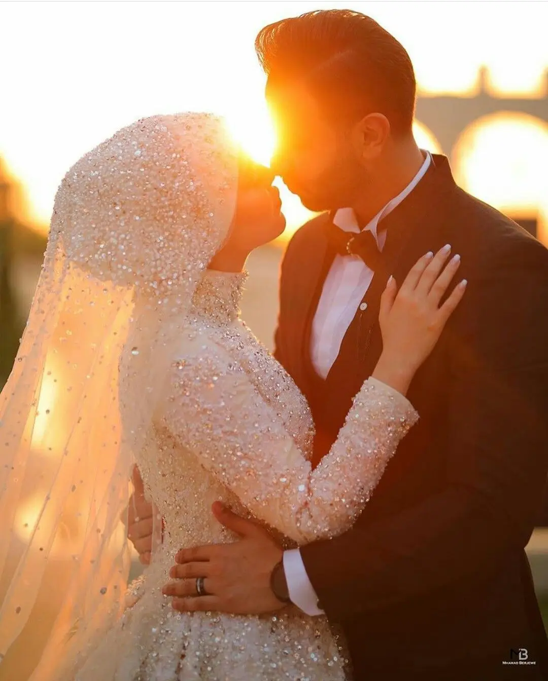Customized Muslim Wedding Dresses Hijab Crystal Plus Size Bridal Gowns Middle East Luxury Vestido De Novia