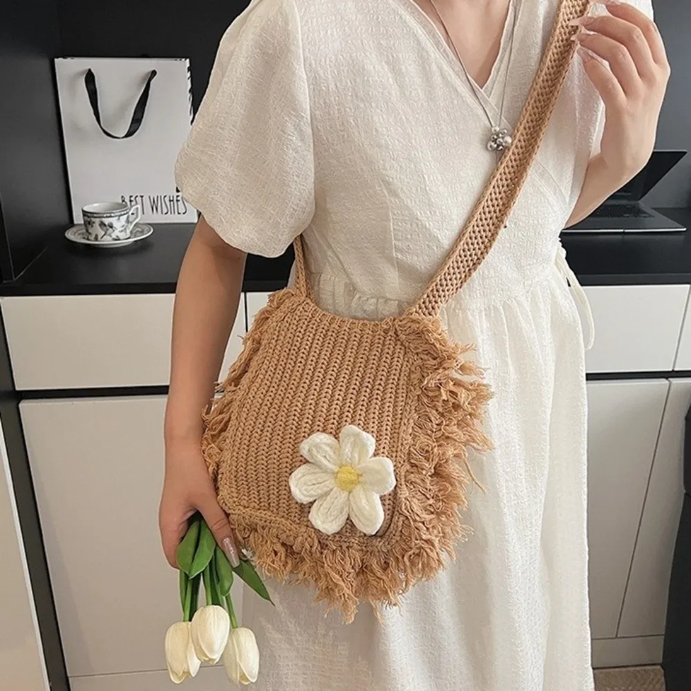 

Casual Flower Knitted Shoulder Bag Solid Color Korean Style Crochet Tote Bag Large Capacity Hollow Woven Handbag Travel