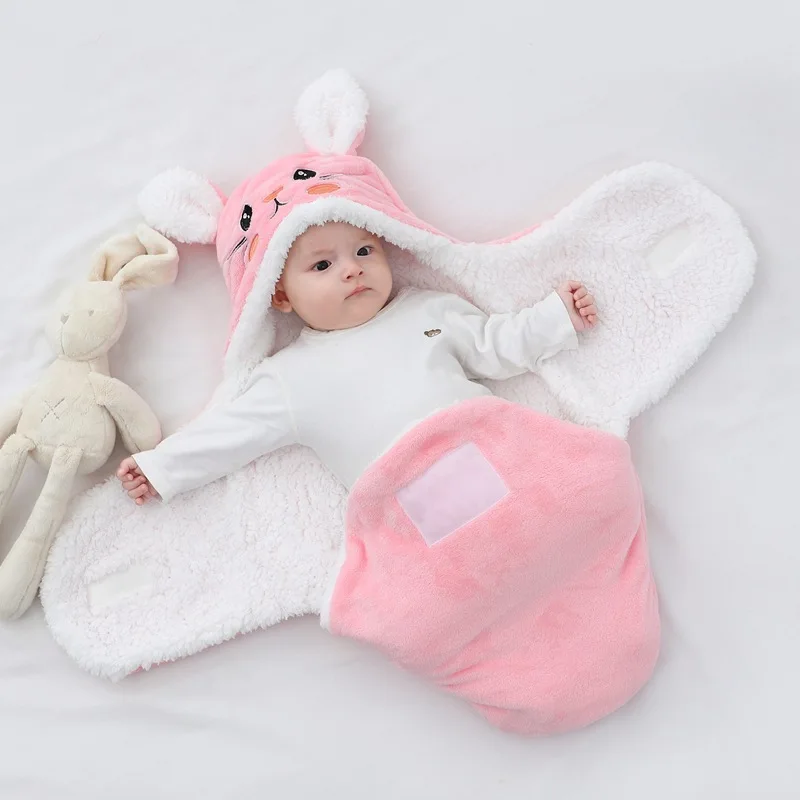 Cute Winter Newborn Blanket Swaddle Wrap Warm Lamb Wool Baby Sleeping Bag Cartoon Hooded New Born Cocoon Baby Blanket Sleepsack