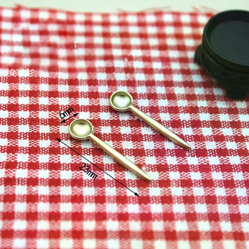 ช้อนจิ๋วสำหรับบ้านตุ๊กตา 1 ชิ้น ขนาด 1:12 ช้อนผสม ช้อนไอศกรีม อุปกรณ์บนโต๊ะอาหาร ของตกแต่งครัว อุปกรณ์บ้านตุ๊กตา ของเล่นเสริมบทบาทสมมติ