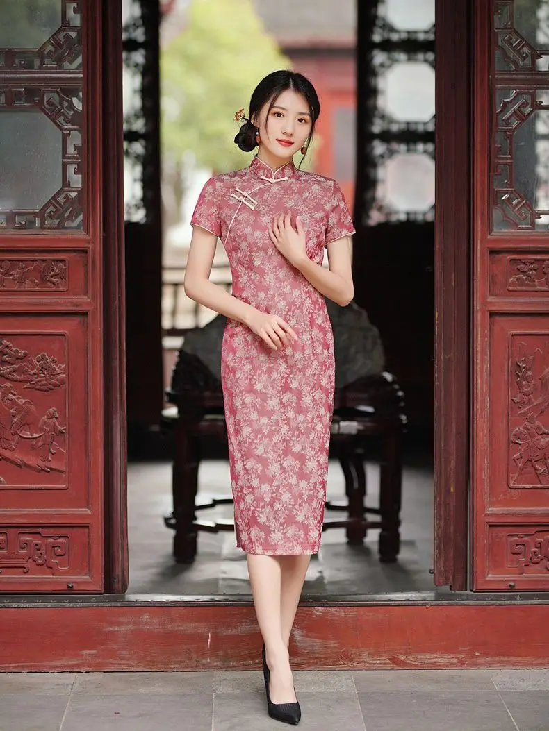 Traditionele Chinese Vrouwen Meisjes Knielange Qipao Fashion Vintage Retro Mandarijn Kraag Korte Mouwen Satijn Cheongsam Jurk