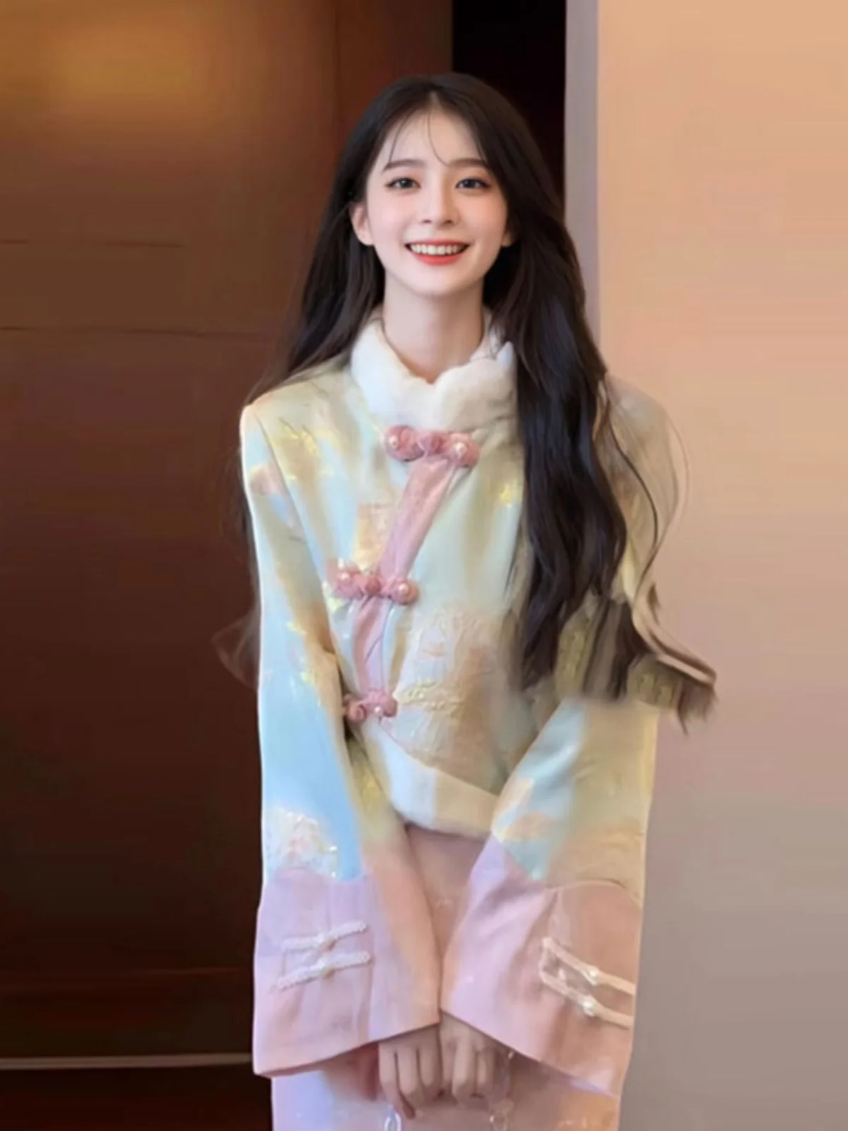 

Новый модный комплект в китайском стиле: элегантная весенняя одежда, длинная юбка и топ из высококачественного хлопка для молодых женщин.