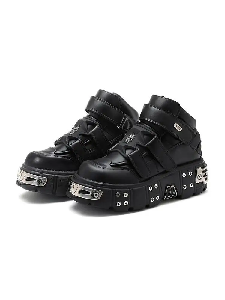 New Autumn and Winter Women's Heavy Metal Platform Low-Top Punk Leather Shoes Dark Motorcycle Boots Men