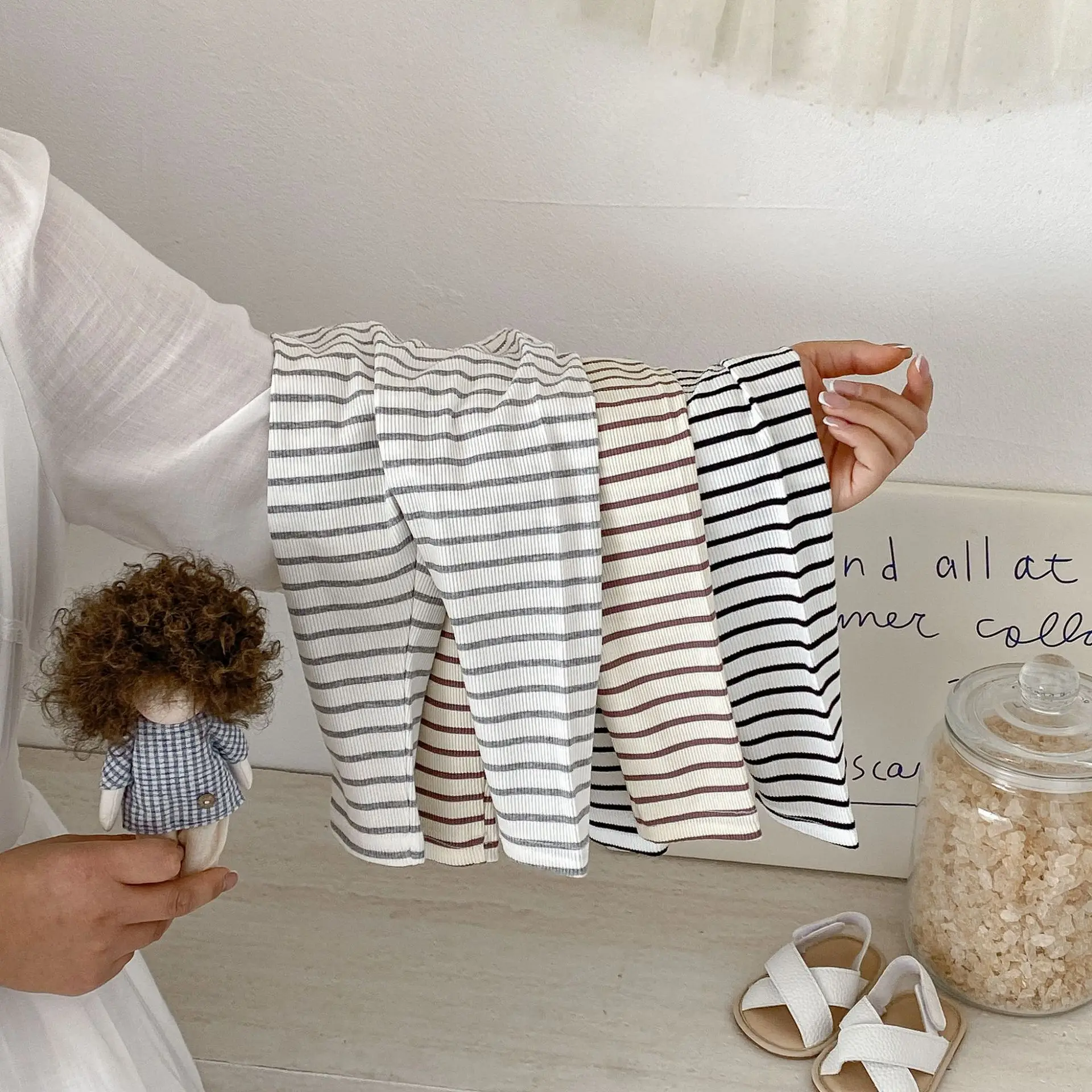Baby pants 2026 spring and summer Korean version girls' striped casual pants, children's versatile leggings