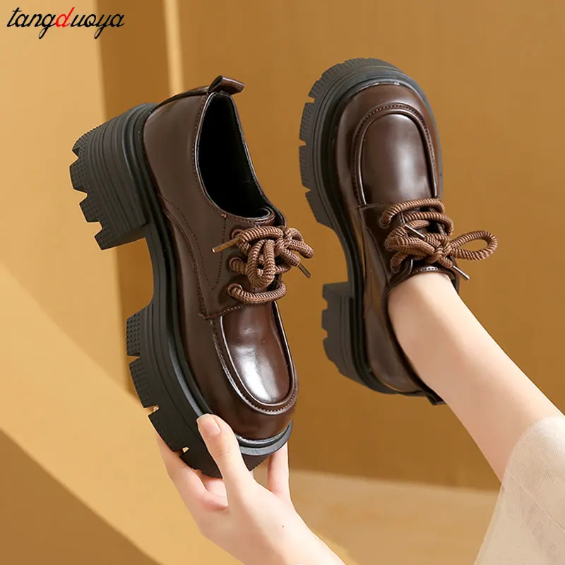 2024 Women Autumn New brown Platform Flats Shoes Women Loafers Lace up JK uniform shoes Designer Casual Leather Oxford shoes