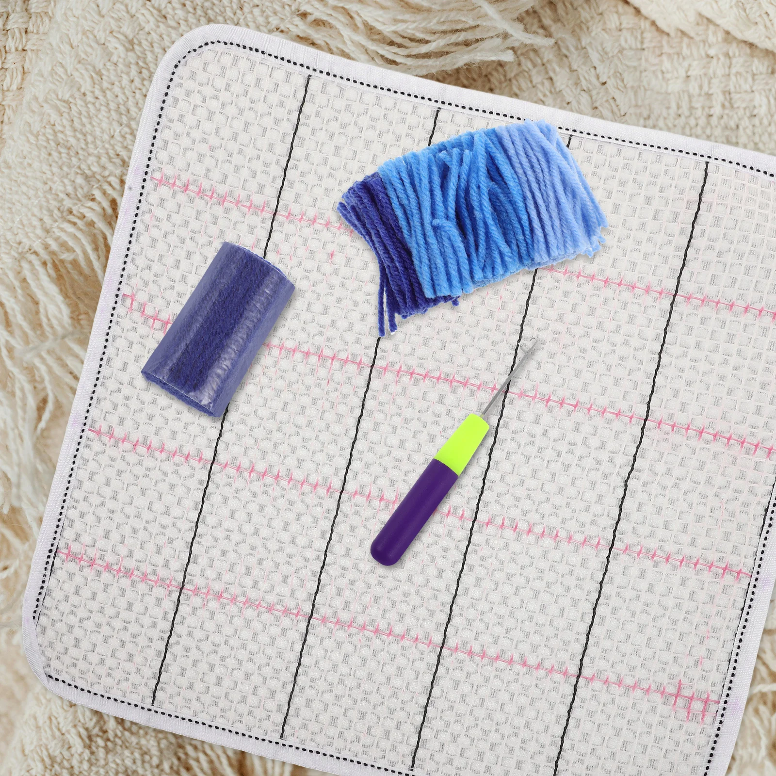 

1Set DIY Latch Hook Carpet Kit Lightweight Soft Craft for Kids Family Project Rug Making Crochet Kit Decorative Latch Hook Yarn