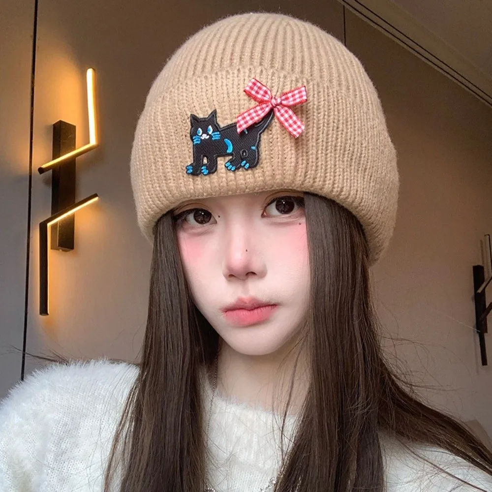 Comfortable Polyester Knitted Beanie Hat Warm Face Slimming Fleece Lined Beanie 56cm to 58cm Winter Ear Protection Hat Outdoor
