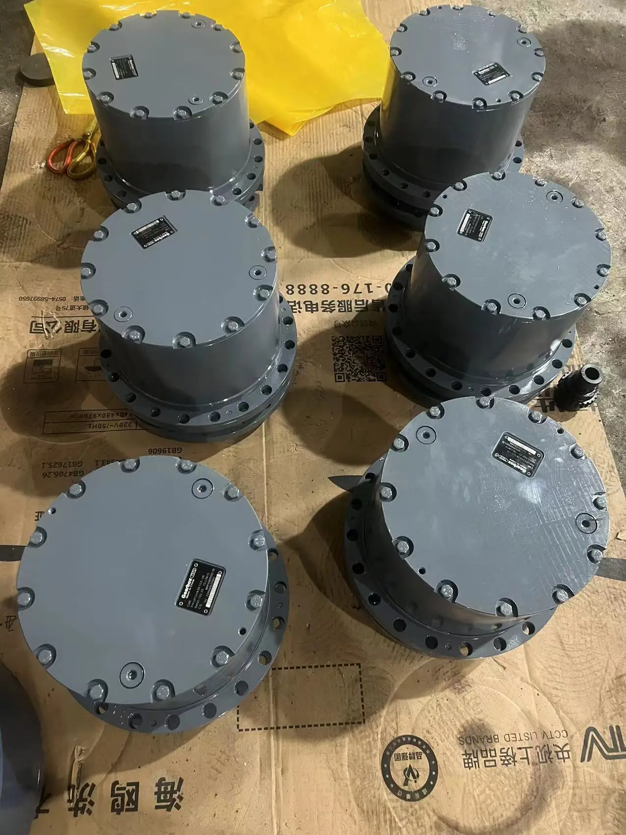 GFT GFB GFT24 GFT36 GFT50 GFT60 GFT80 GFT110 GFT160 GFT علبة التروس لمحرك السفر الكواكب GFT 17 T2 3405 R 988006029   GFT110T3B215-04