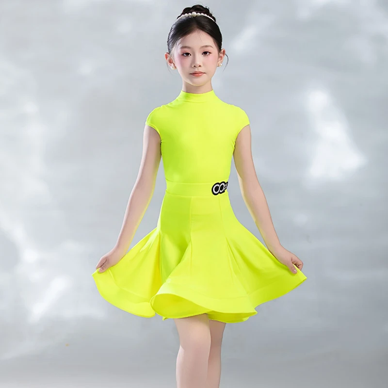 Costume da ballo latino per ragazza Abiti da spettacolo 8 colori Maniche corte Body Top Gonna Set Abbigliamento da competizione per tango per bambini XH2893
