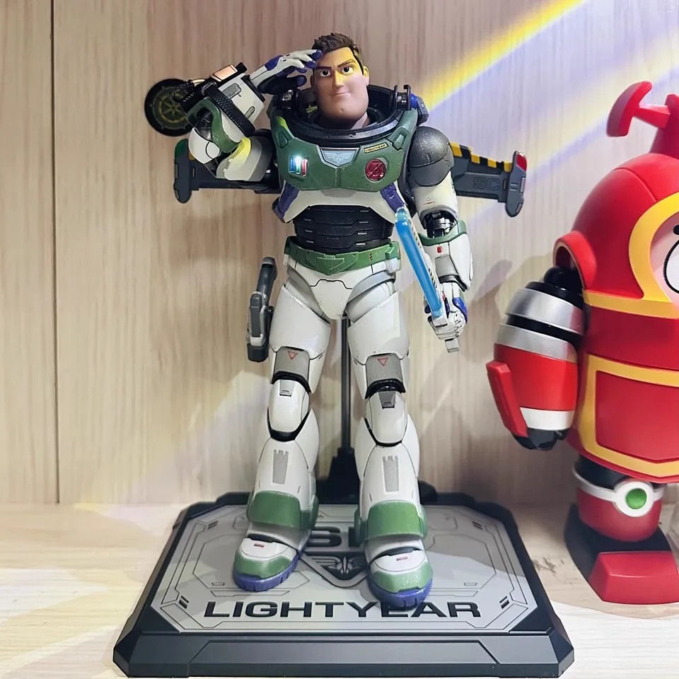Resonanza Buzz Lightyear Toy Story Action Figures in lega Figure anime Disponibile Modello Ornamenti Giocattoli da collezione Regalo di Natale
