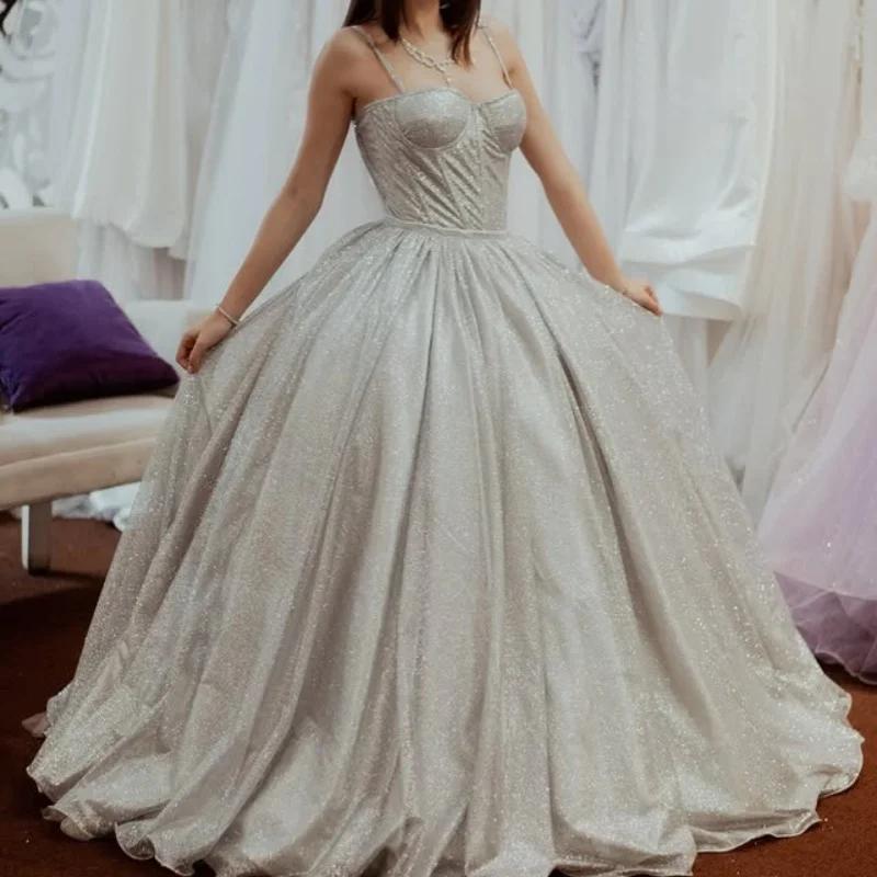 

Customized Shiny silvery Quinceanera Dresses Off the Shoulder Sequin Tull Long tail Vestido De 15 Quinceanera