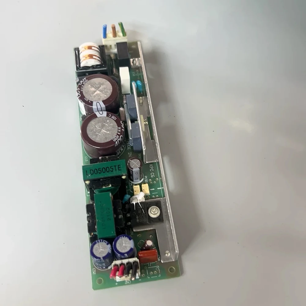 

Плата импульсного источника питания 5В 10А AC100-240В LDA50F-5-G