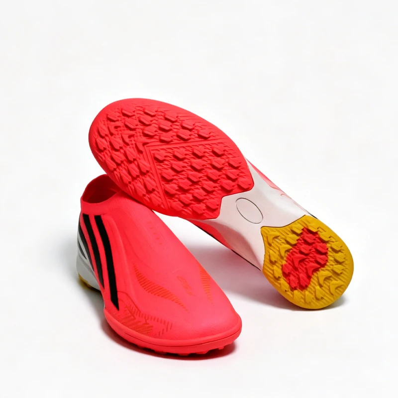 Pink No-lace High Quality Mens Soccer Shoes SLIP-ON Non-Slip Soccer Cleats Boys TF/FG Training Football Boots Chuteira Campo