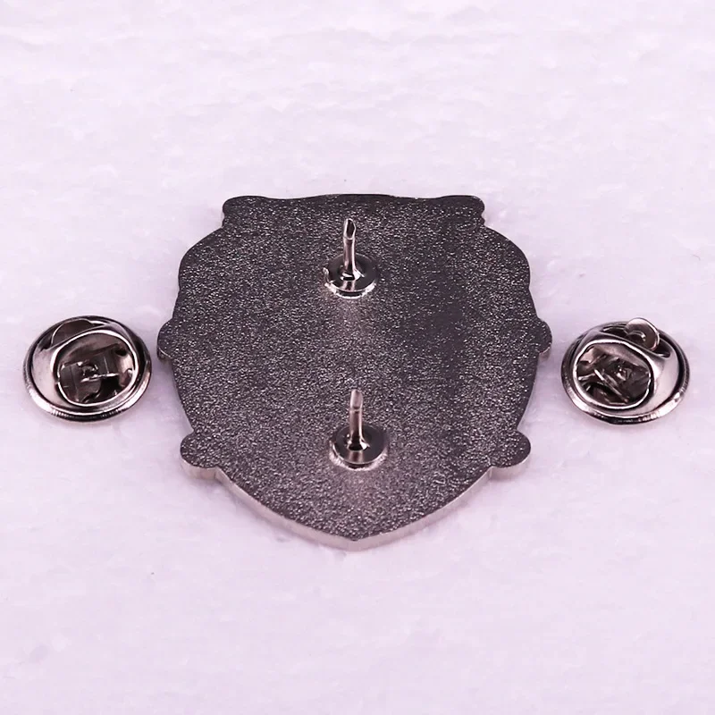 Vintage Metal Brooch Creativit Game Enamel Pins Clothes Badges Backpack Decoration Lapel Accessories Fashion Boutique Medal Gift