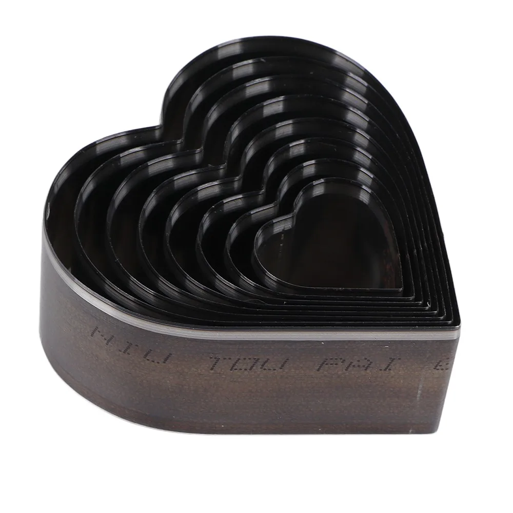 

8PCS Heart Shapes Leather Cutting Die Set Alloy Steel Hollow Cutter Heart Shape Punching Tool with Storage Box Hollow Punch Set