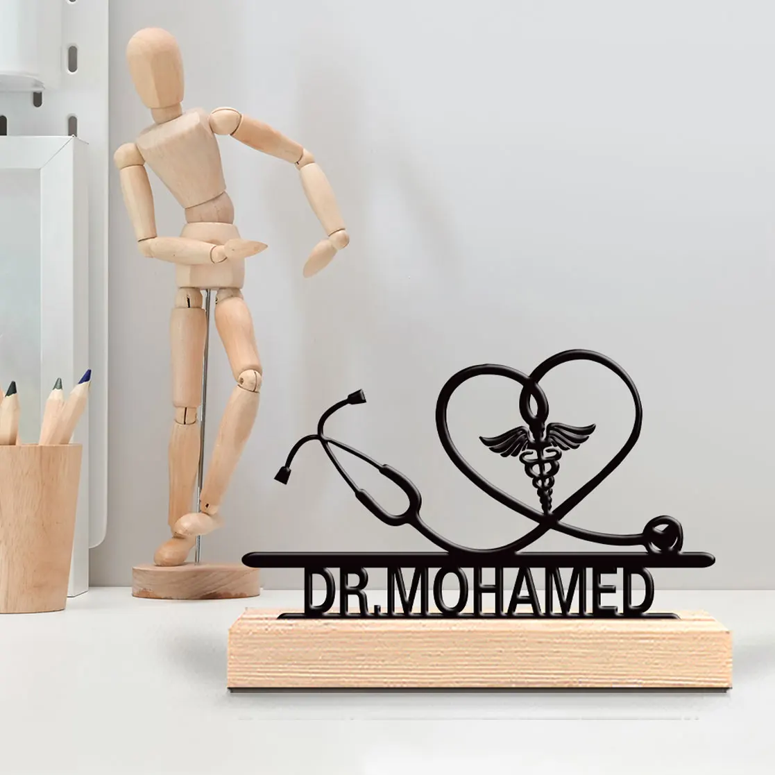 1 pièce Statue en fer stylisée abstraite en forme de stéthoscope, personnalisable avec nom, sculpture métallique artisanale avec base en bois