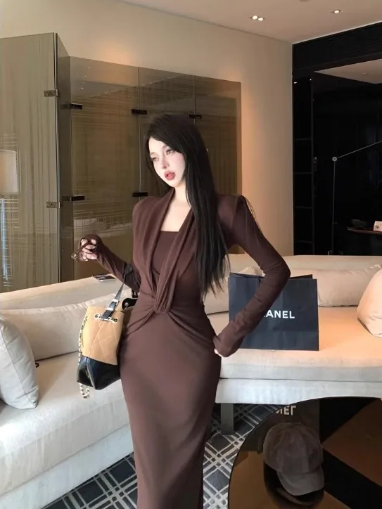 

Элегантный комплект из платья с длинными рукавами и топа с узловой отделкой для женщин, юбка-рыбий хвост с высокой талией, двухсоставный наряд, зимний модный комплект