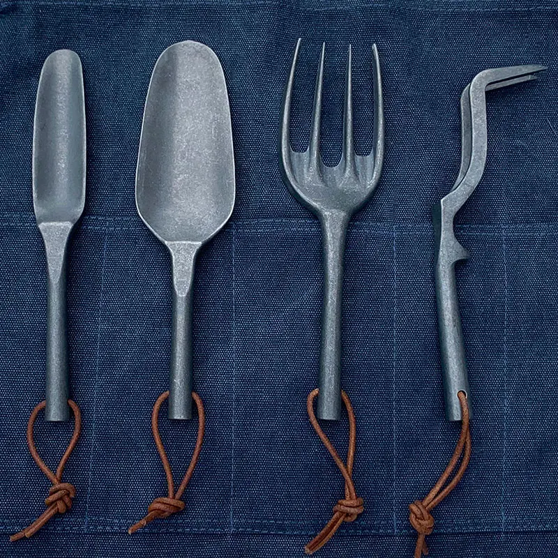 

Zinc alloy shovel, heavy weight, non-rusting, strong and durable, bonsai, soil loosening, basin changing tool