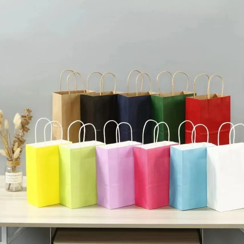 

100Pcs Paper Bags White Gift Packaging Bag for Guests Wedding Party Kids Birthday Chocolate Decorl Navidad Christmas Gift Bag