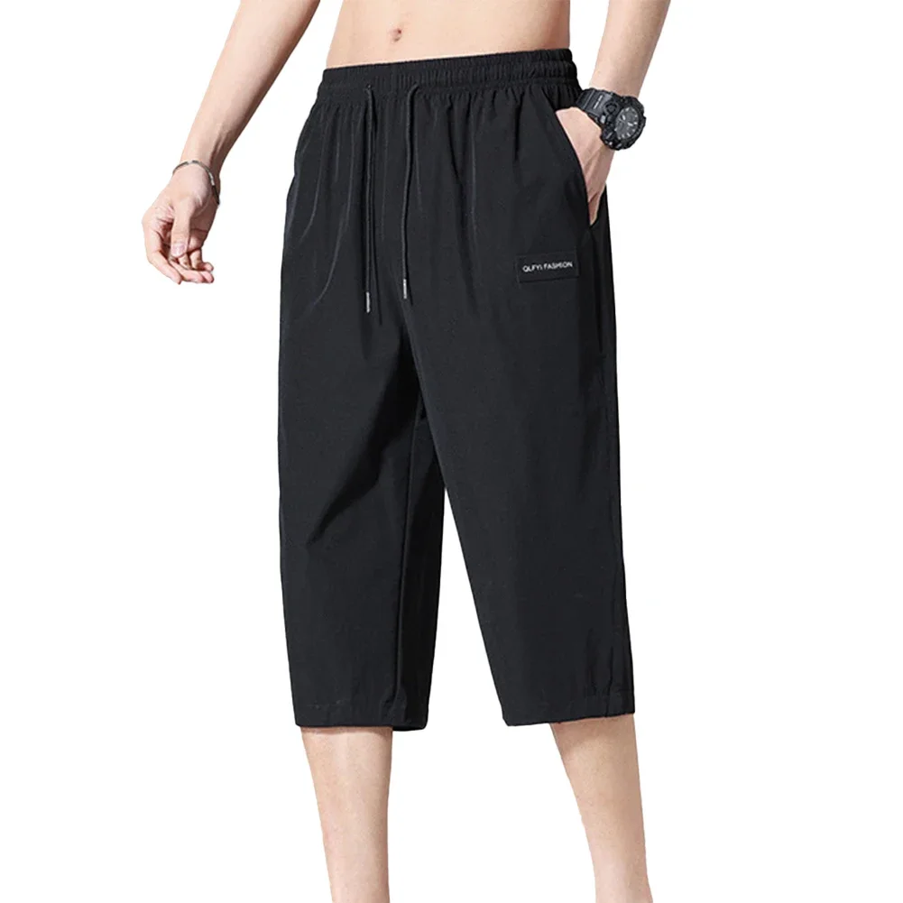

Comfortable Loose Fit Shorts Elastic Waist Shorts Men's Beach Shorts Drawstring Closure Loose Fit Solid Color Design