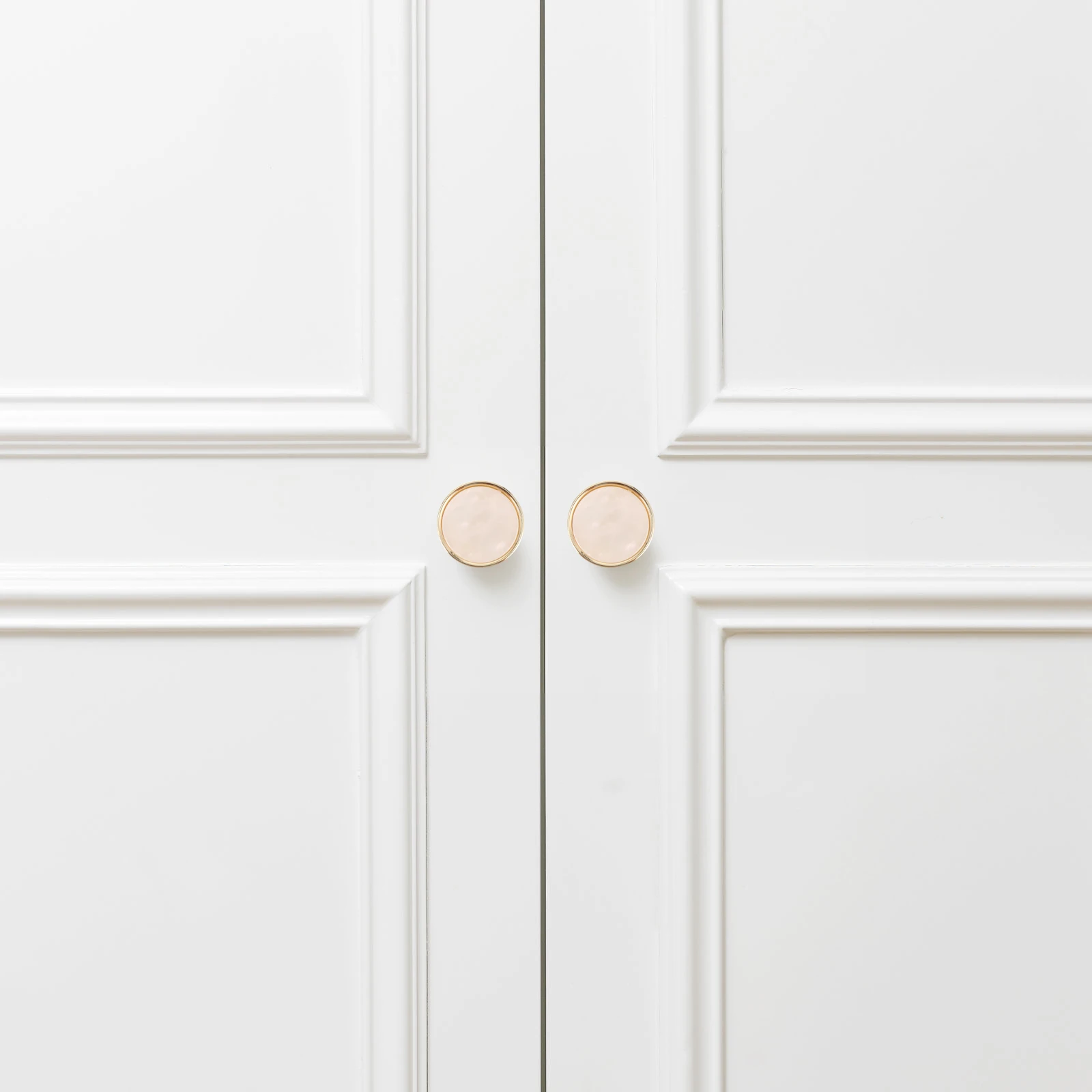 

2pcs Single Hole Small Pulls Cabinet Door Handles Round Drawer Zinc Alloy White Color Nordic Style Furniture Hardware