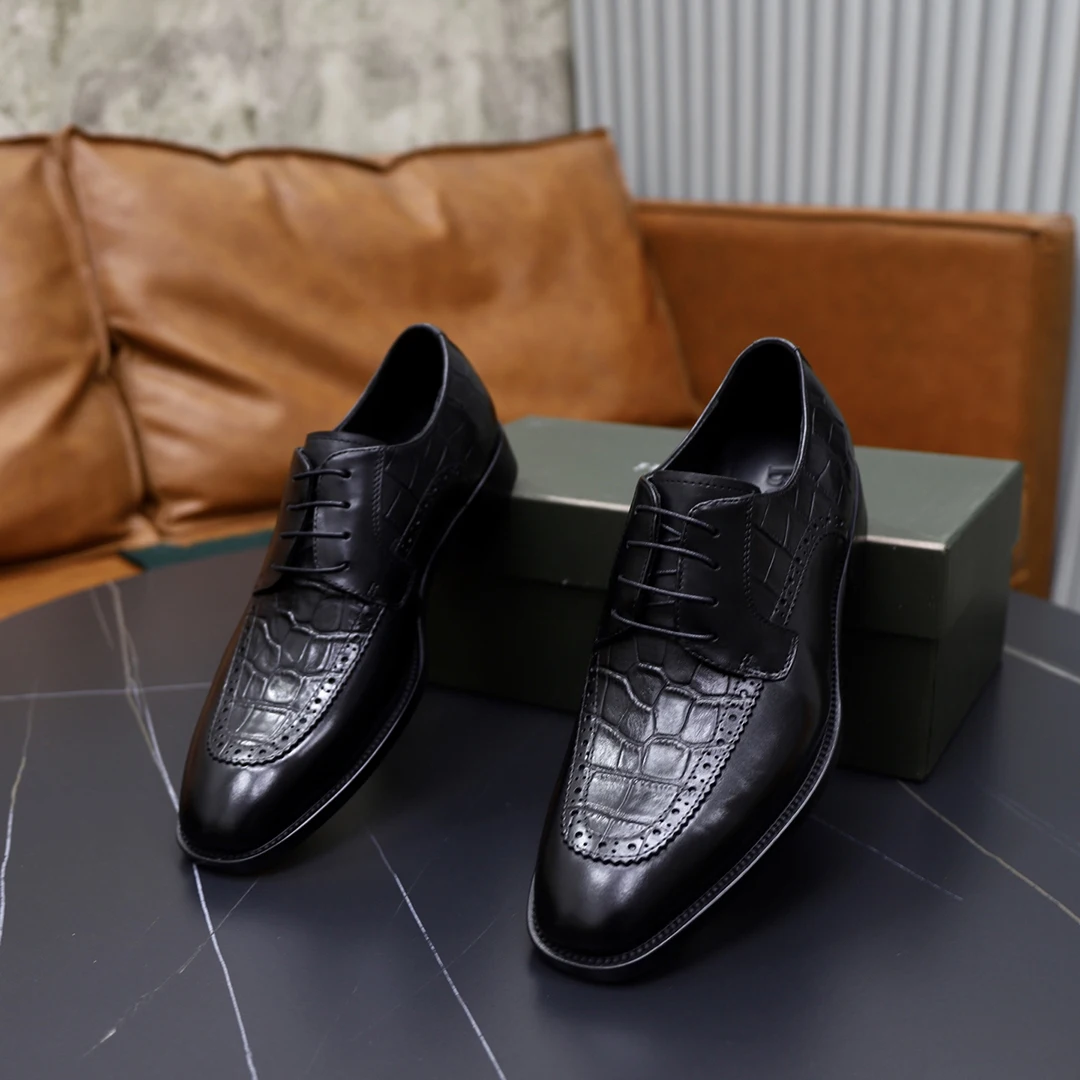 BLLIYOSS 1895 Men Shoes 2025 New Calf leather stitching  high quality Three dimensional relief sculpture Embossed badge pattern