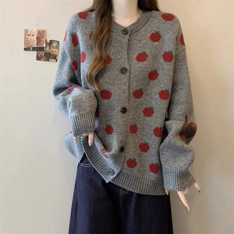 

New Autumn and Winter Splicing Button Fashionable Casual Knitted Sweater Cardigan Sweet Age-reducing Long-sleeved Top